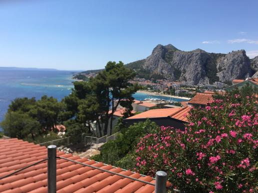 CASA West mit Blick auf Strand und Stadt