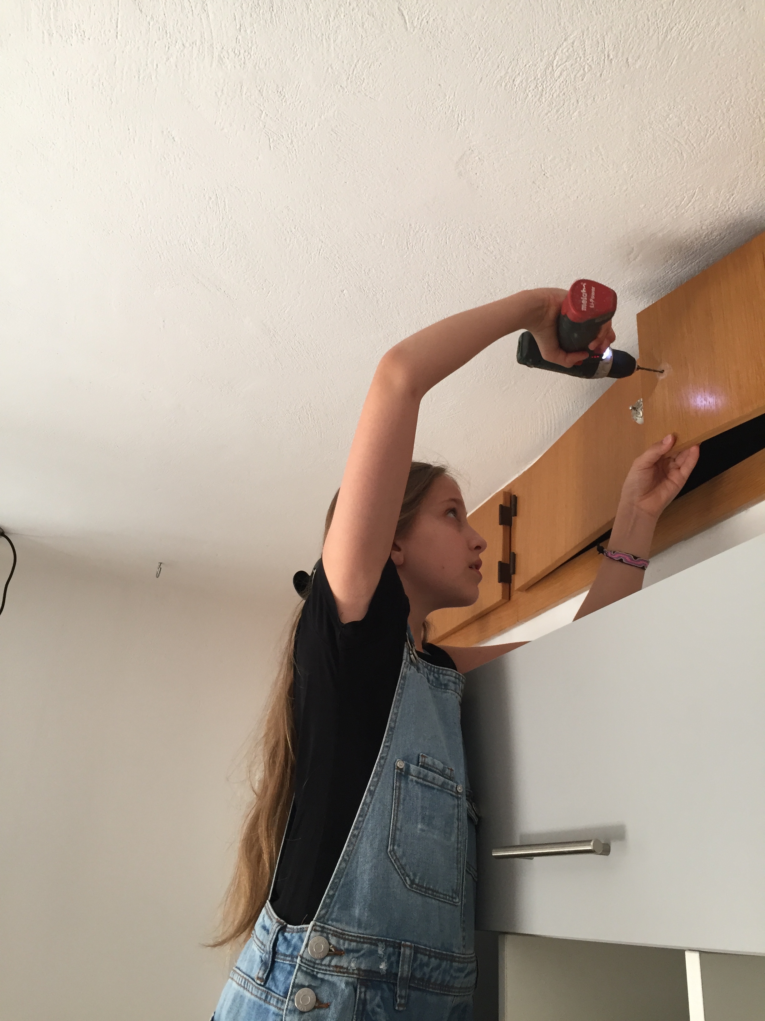 Mai 2018 ~ die kleine Nachwuchs-Handwerkerin