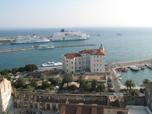 Split Fährhafen und Promenade