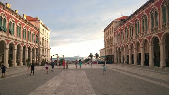 Split Platz der Republik
